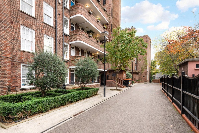 Clarendon Road, London, W11