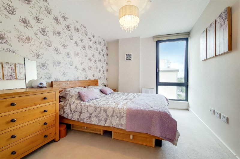 24 Palmers Road, London, E2