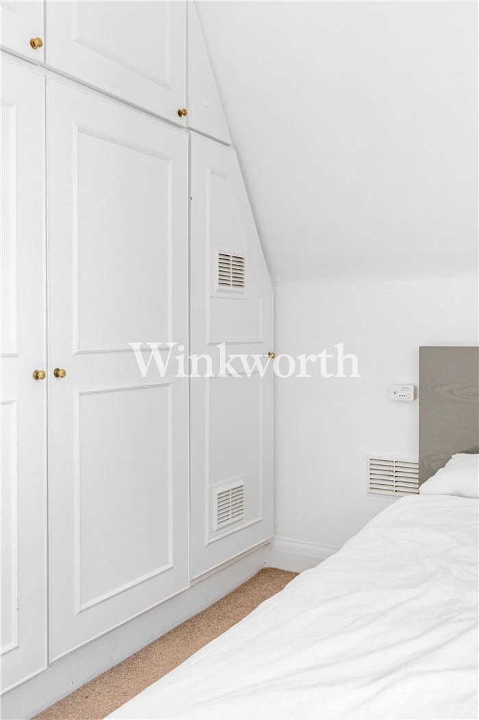 Queens Drive, London, N4