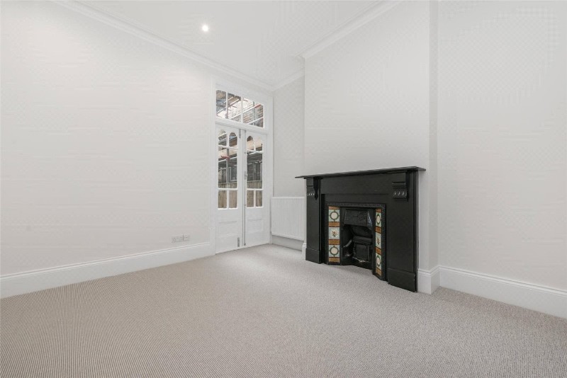 Wrentham Avenue, London, NW10