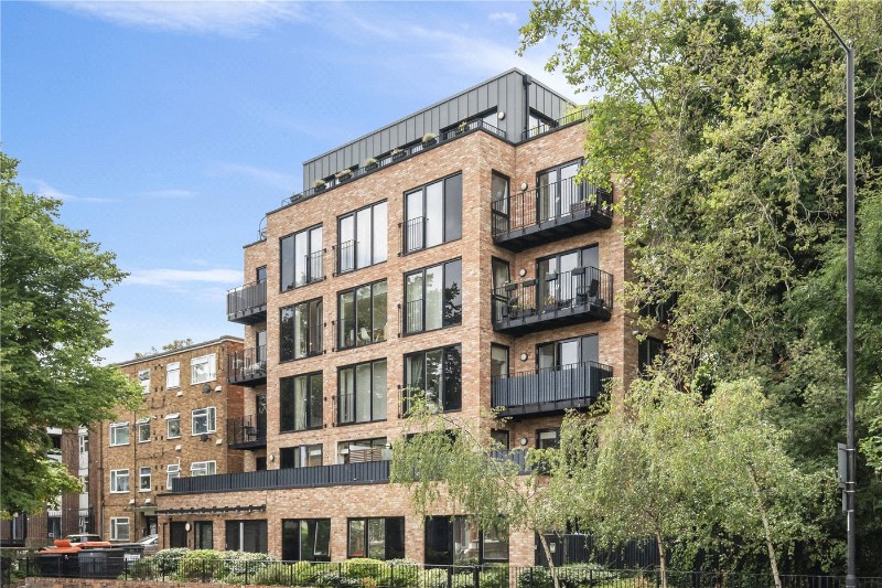 Upper Clapton Road, London, E5