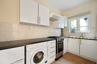 Arminger Road, London, W12