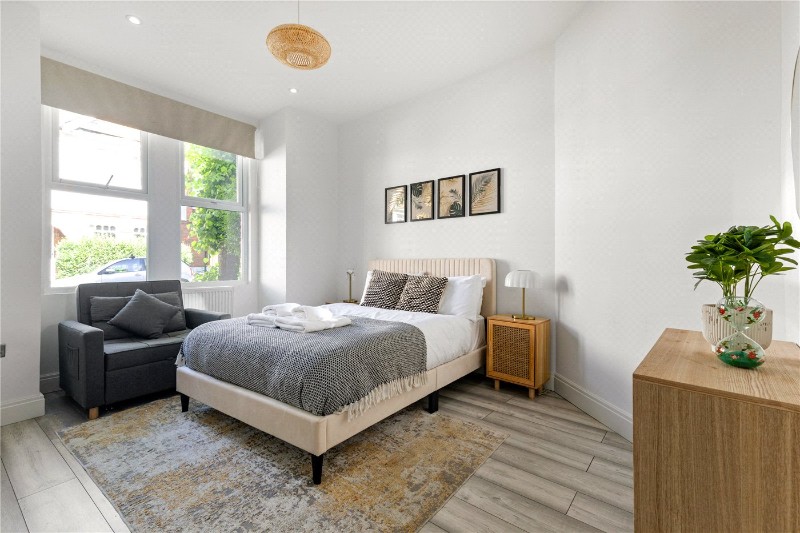 Idlecombe Road, London, SW17