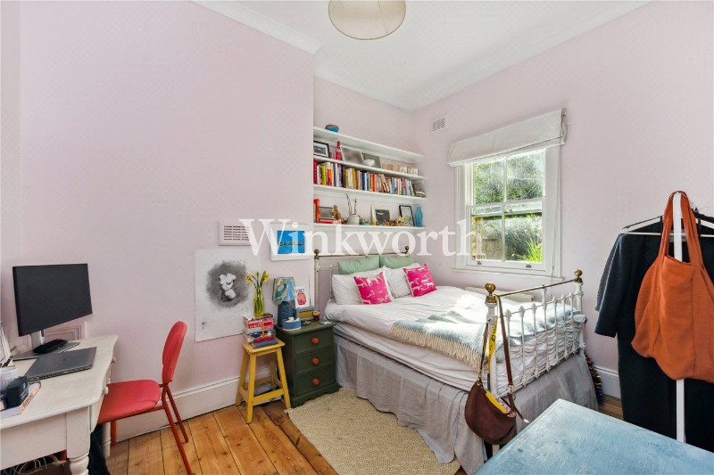 Finsbury Park Road, London, N4