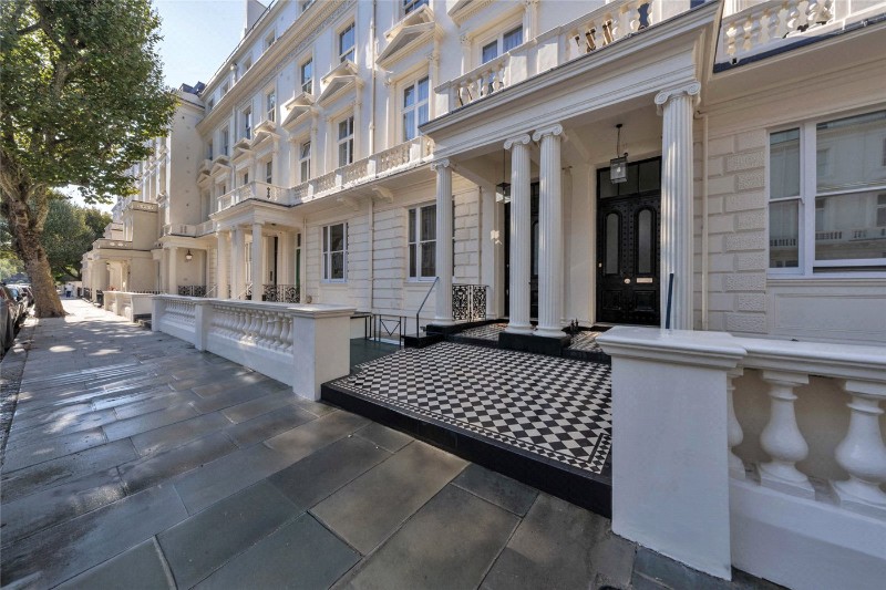 Randolph Avenue, London, W9