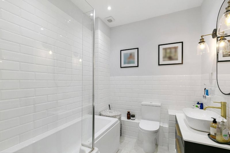 Thicket Road, London, SE20