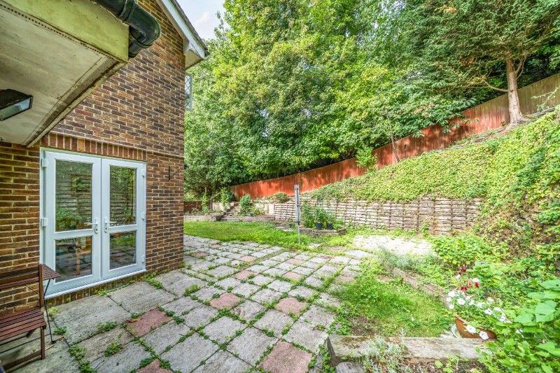 Birkdale Gardens, Croydon, CR0