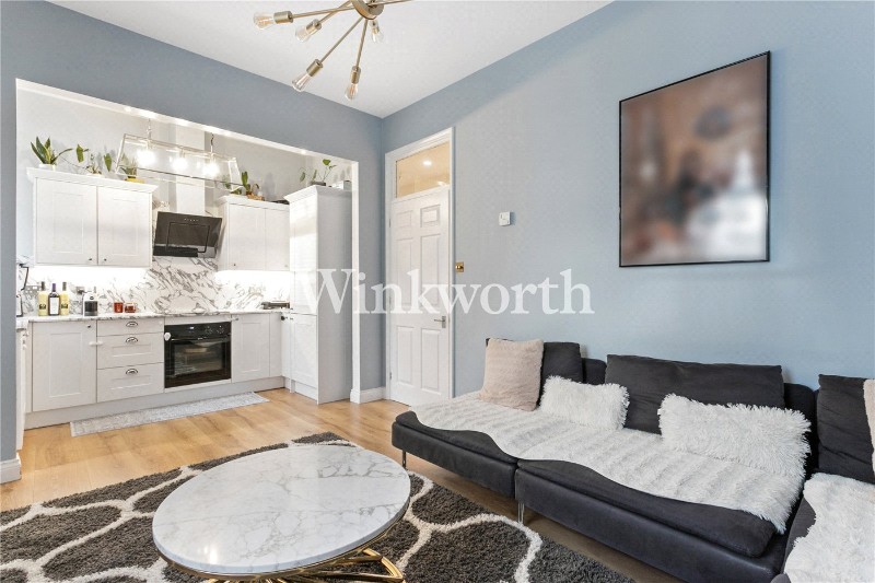 Pennington Drive, London, N21