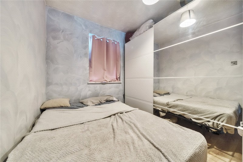 Eeklo Place, Newbury, Berkshire, RG14