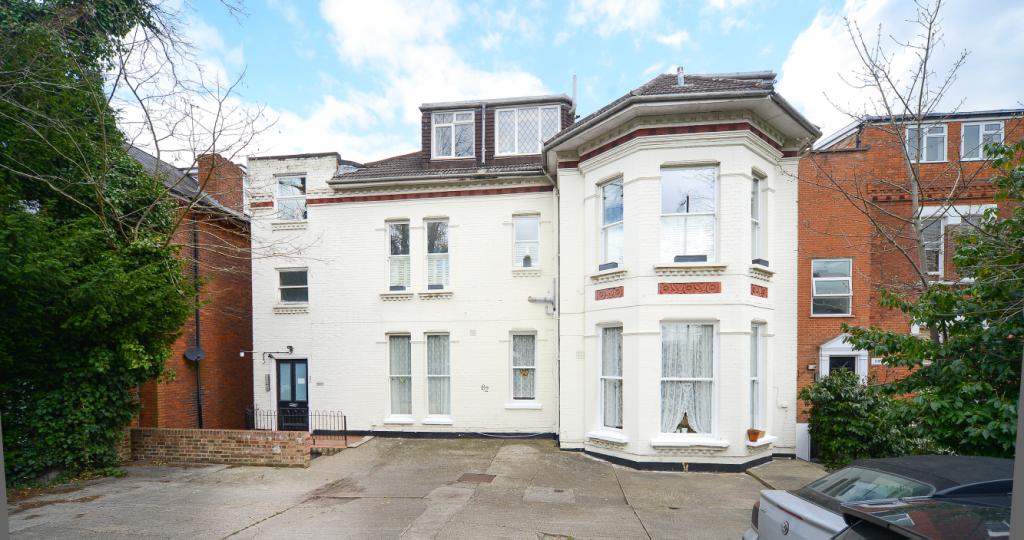 2 bedroom property for sale in Beulah Hill, Upper Norwood, London, SE19