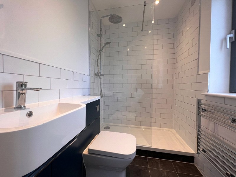 Becketts Place, Hampton Wick, Kingston upon Thames, KT1