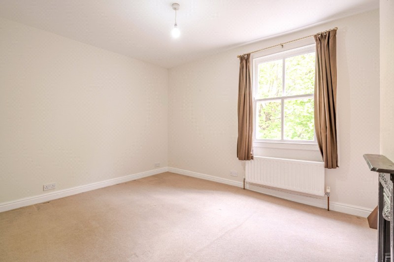 Clapham Square, Leamington Spa, Warwickshire, CV31