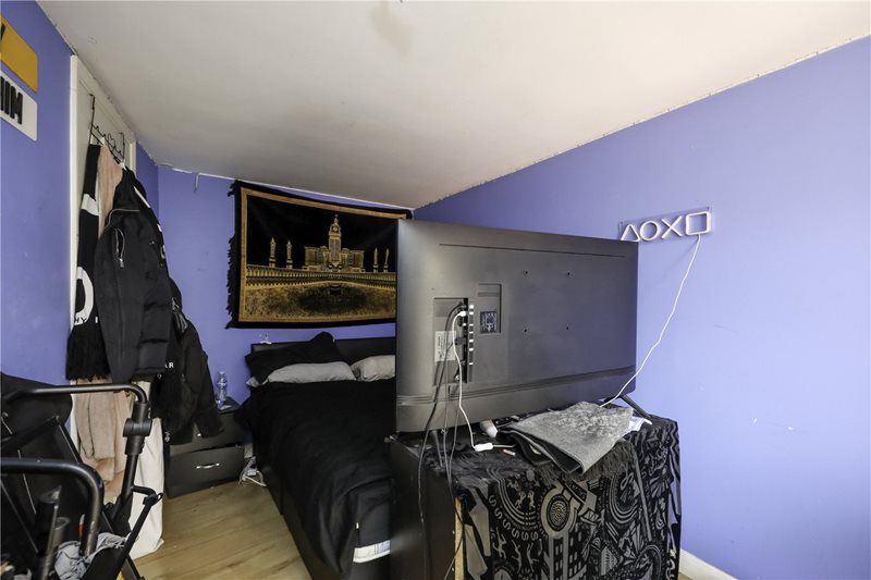 St. Dunstans Avenue, London, W3