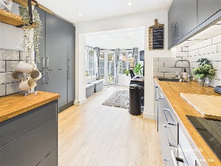 Broadmeadow End, Thatcham, Berkshire, RG18