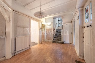 Dunstan Road, London, NW11