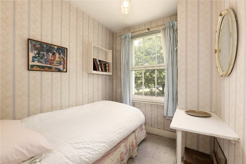 Ponsonby Road, London, SW15