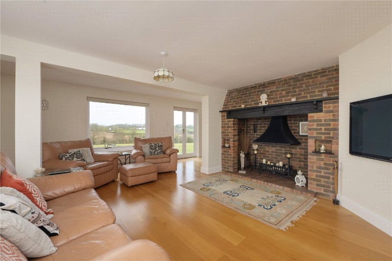 Rectory Close, Woodchurch, Ashford, Kent, TN26