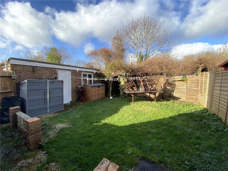 Arthur Close, Farnham, Surrey, GU9
