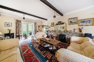 Hale House Lane, Churt, Farnham, Surrey, GU10