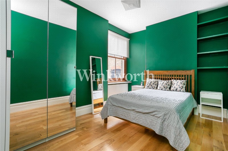 Grand Parade, Green Lanes, London, N4