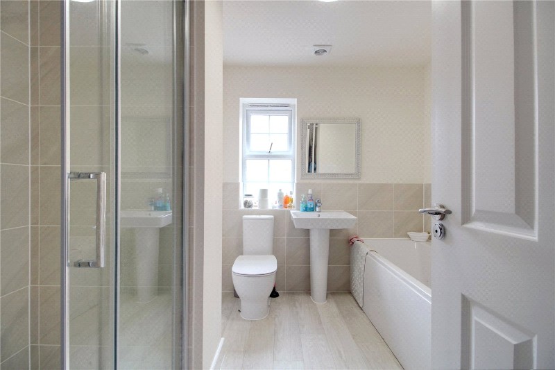 Neale Avenue, Poringland, Norwich, Norfolk, NR14