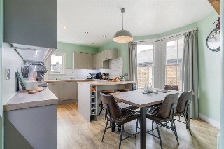 Fieldhouse Road, London, SW12