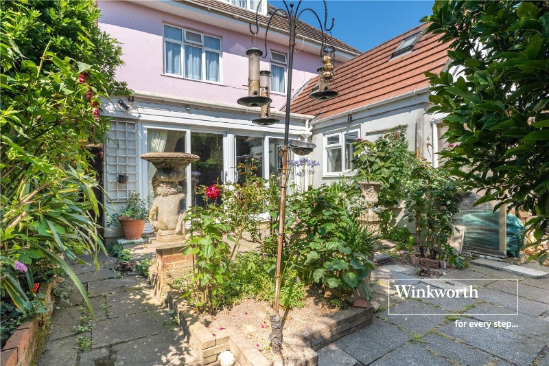 Pinecliffe Avenue, Bournemouth, Dorset, BH6