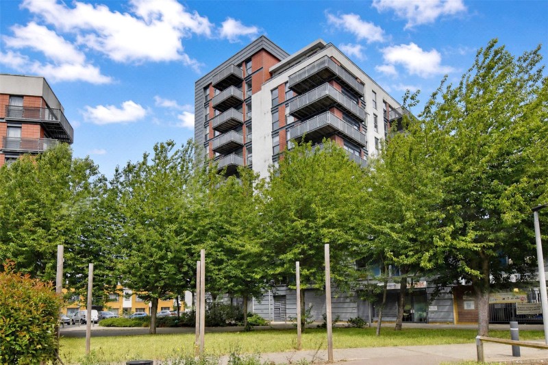 25 Tarves Way, Greenwich, London, SE10