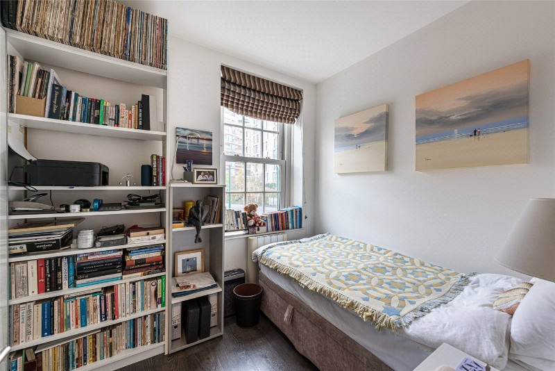 Ebury Bridge Road, London, SW1W