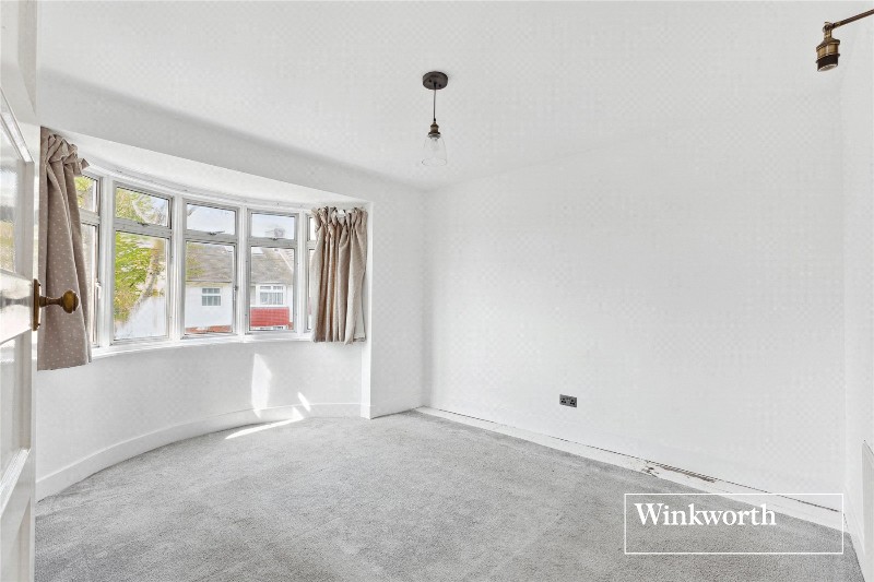 Milton Avenue, Barnet, EN5