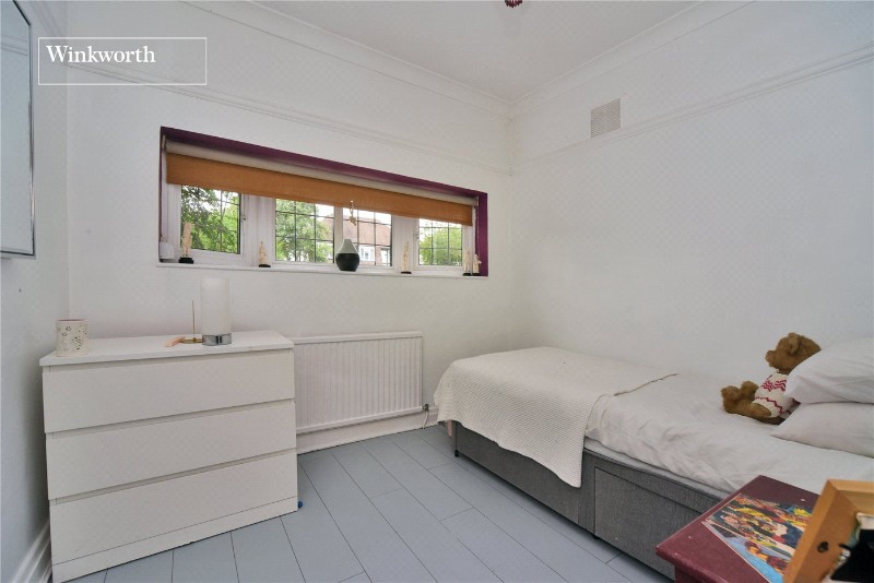 Tudor Avenue, Worcester Park, KT4