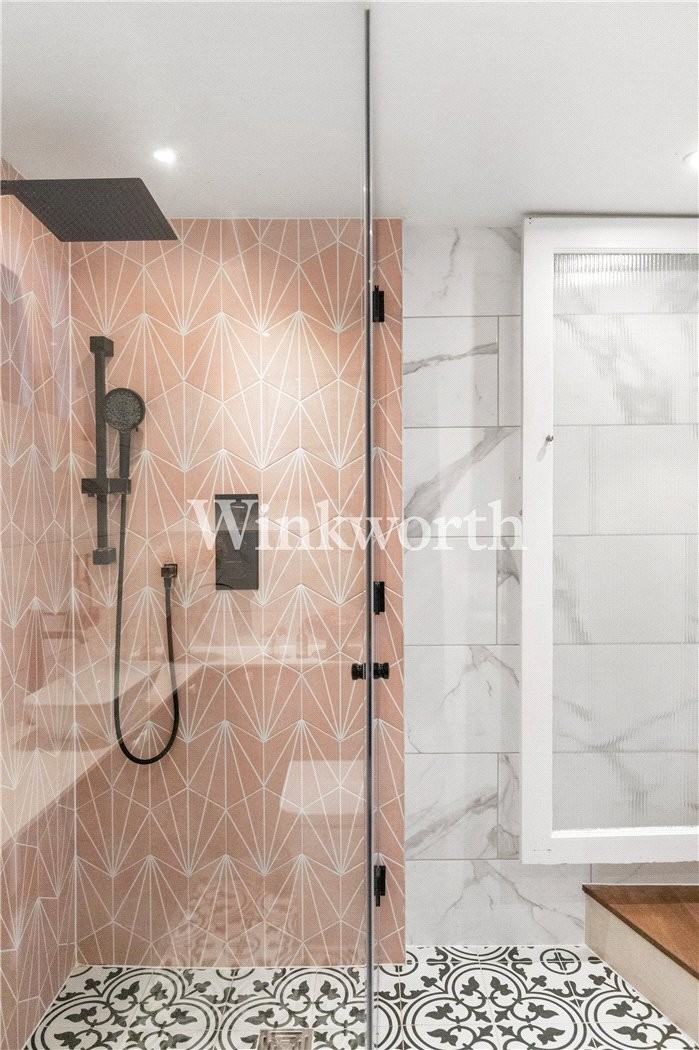 Finsbury Park Road, London, N4