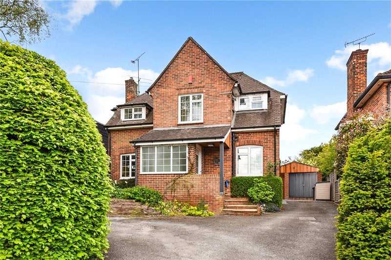 Bereweeke Avenue, Winchester, Hampshire, SO22