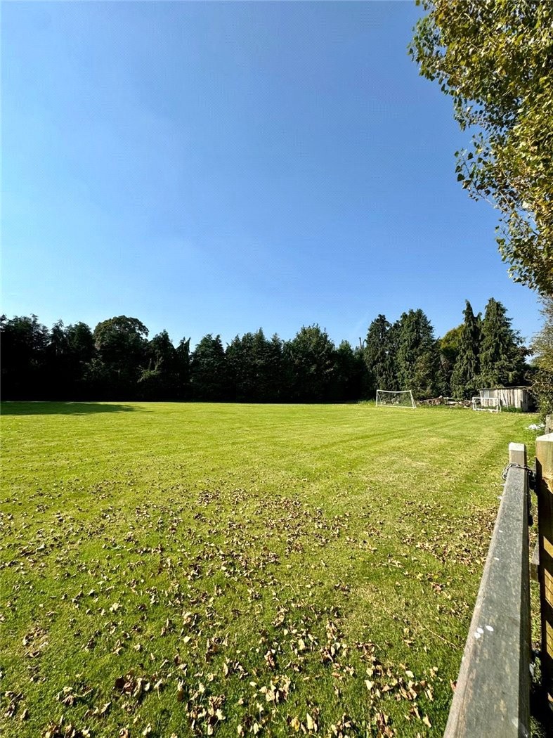 Mockbeggar Lane, Ibsley, Ringwood, Hampshire, BH24