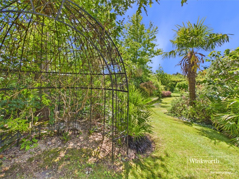 Newbury Road, Headley, Thatcham, Hampshire, RG19