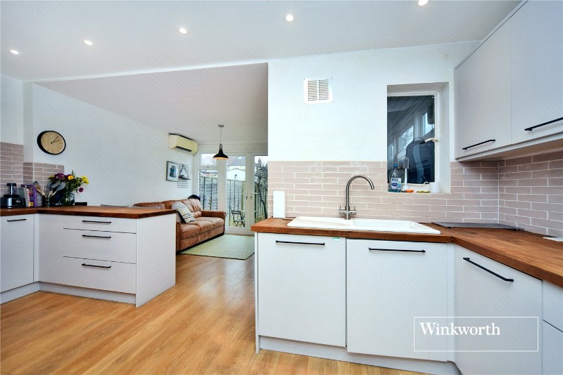 Buckland Way, Worcester Park, KT4