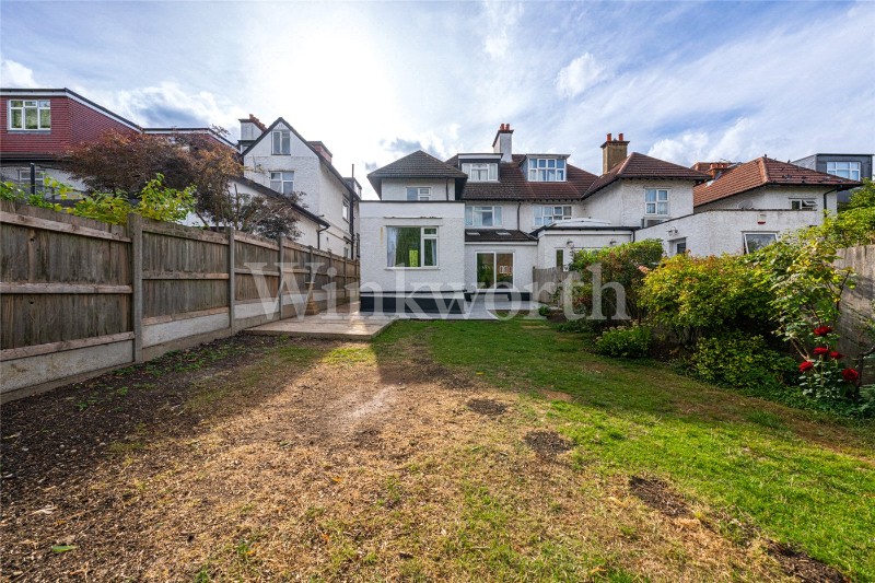 Templars Avenue, London, NW11
