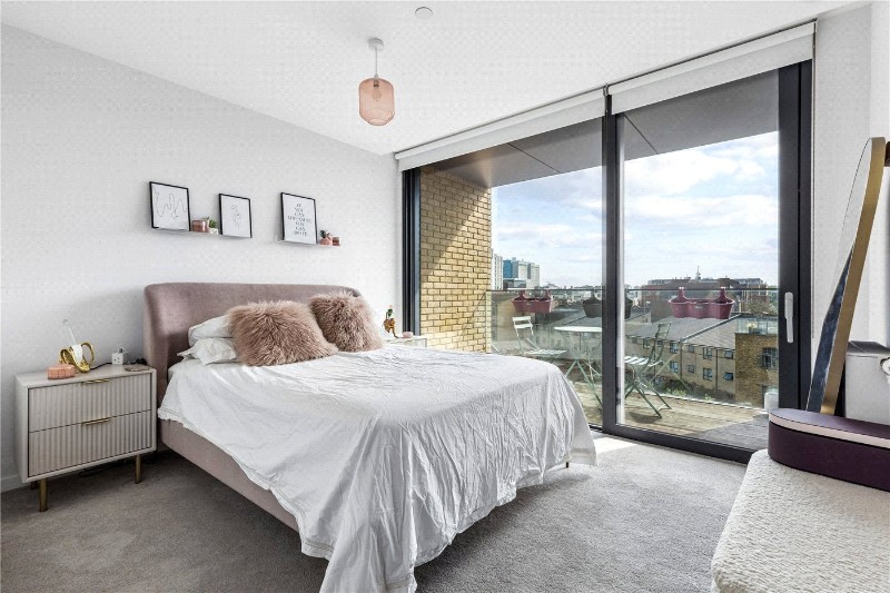 Bridle Mews, London, E1