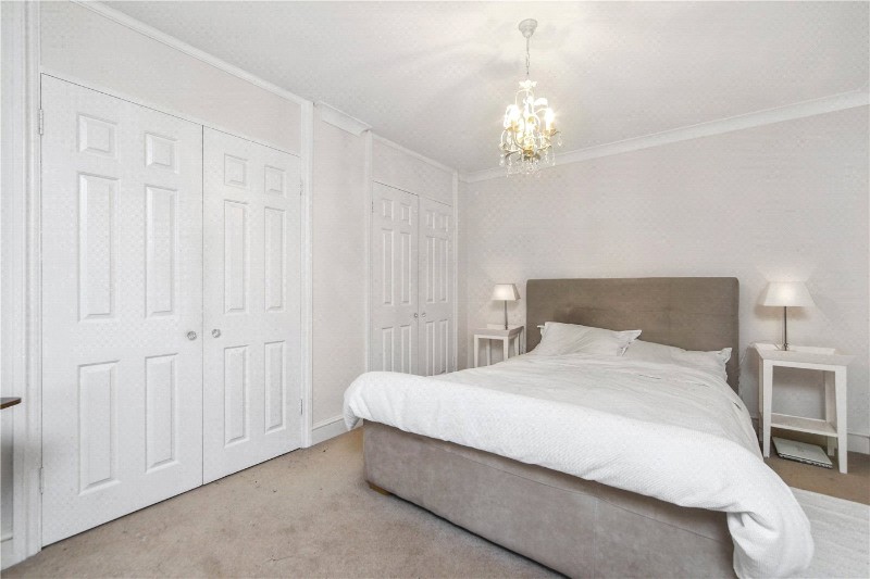 Thornbury Court, 36-38 Chepstow Villas, London, W11