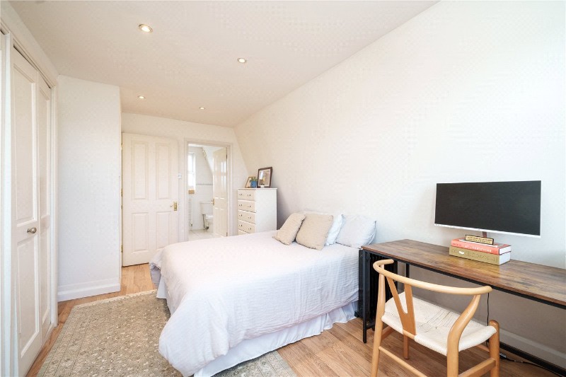 Putney Bridge Road, London, SW15