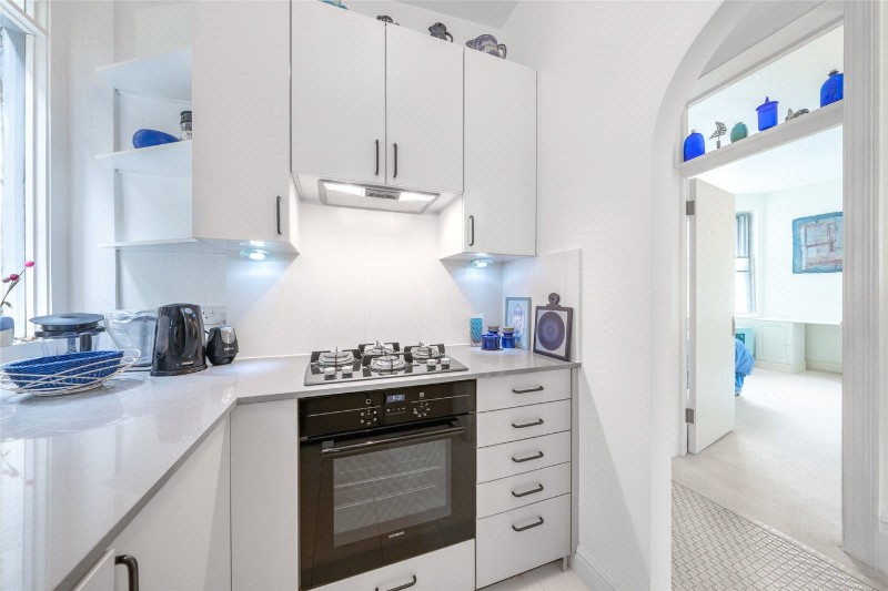 Maida Avenue, London, W2