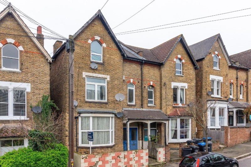 Rockmount Road, London, SE19