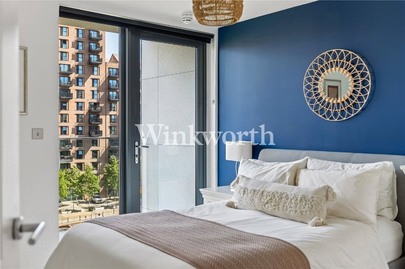 Waterside Way, London, N17