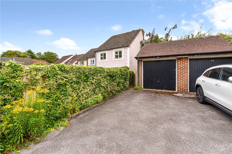 College Street, Petersfield, Hampshire, GU31
