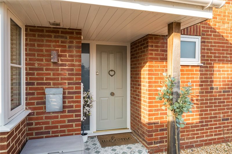 Plover Drive, Milford on Sea, Lymington, Hampshire, SO41