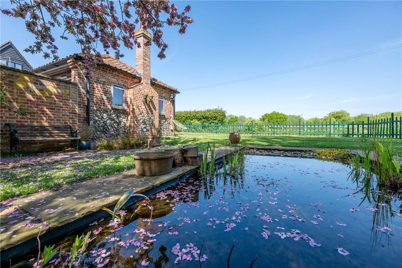 Holverston, Norwich, Norfolk, NR14