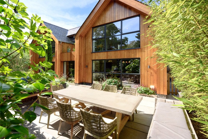 Hurstbourne Avenue, Highcliffe, Dorset, BH23