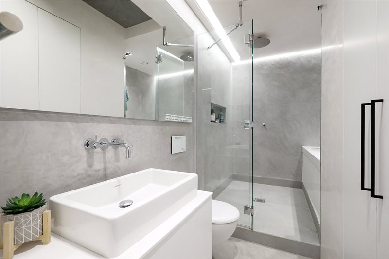 Windmill Road, London, TW8