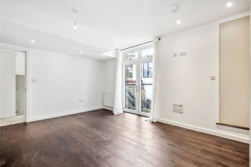Adolphus Road, London, N4