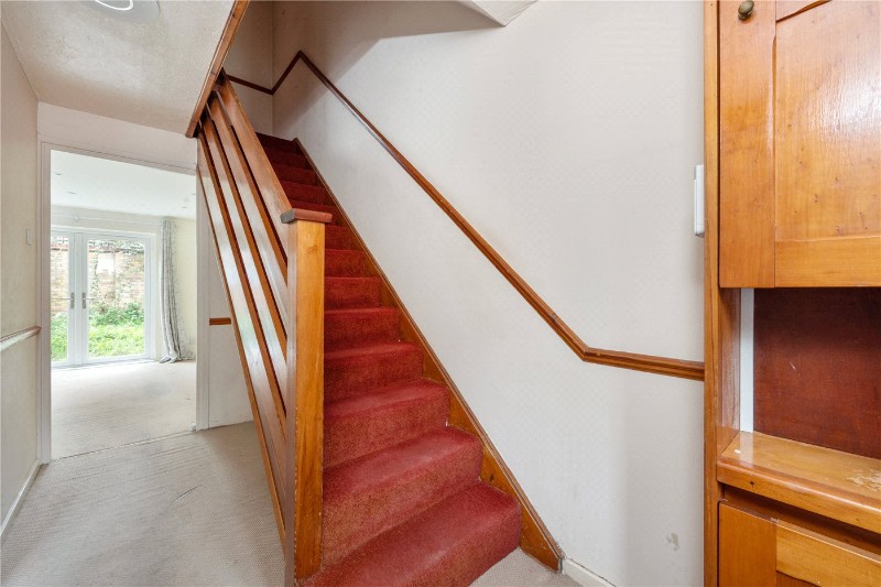 Riverside Close, London, E5